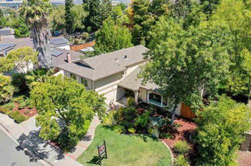 714 Sylvaner Dr, Pleasanton, CA 94566-6957