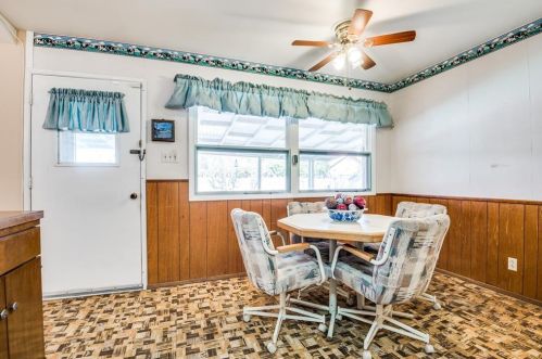 2315 Briarwood Ln, Carrollton TX 75006-7701 exterior