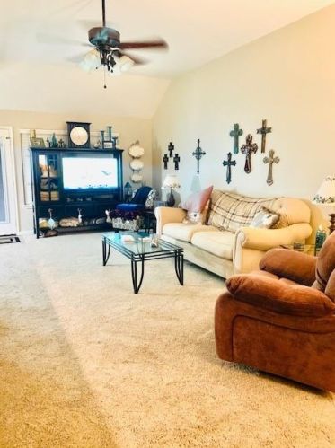 5220 2nd St, Danbury, TX 77534-8868