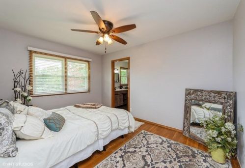 748 50, Valpo IN  46385-8929 exterior