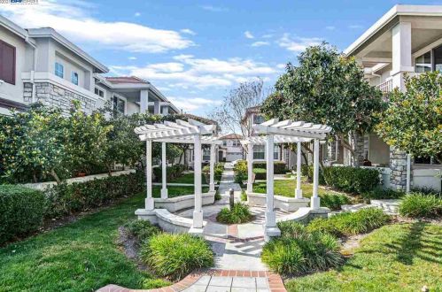 4518 Sandyford Ct, Pleasanton, CA 94568-7838