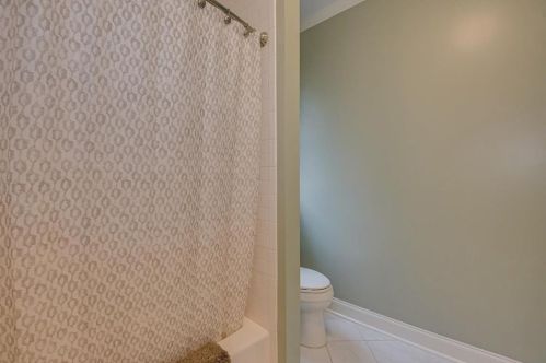 1045 Peninsula Xing, Evans GA  30809-4330 exterior
