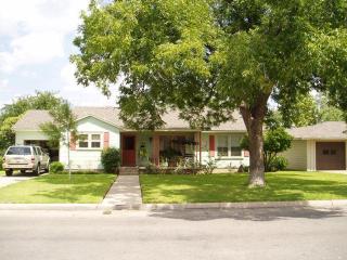 1212 Jackson St, San Angelo TX  76901-4330 exterior