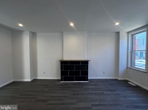 1435 Juniper St, Philadelphia PA 19147-4924 exterior