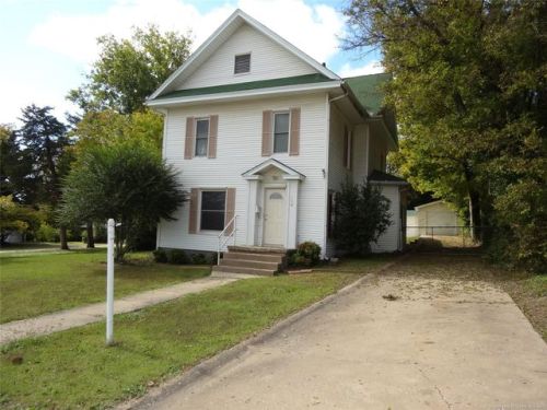 150 Pecan St, Coodys Bluff, OK 74048-3434