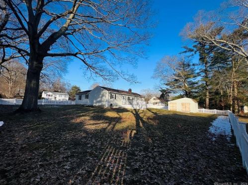 17 Hartshorn St, Killingly CT  06239-4118 exterior