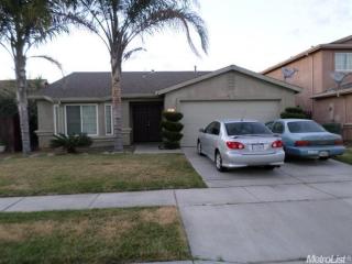 311 Eagleglen Ave, Turlock, CA 95380-6252