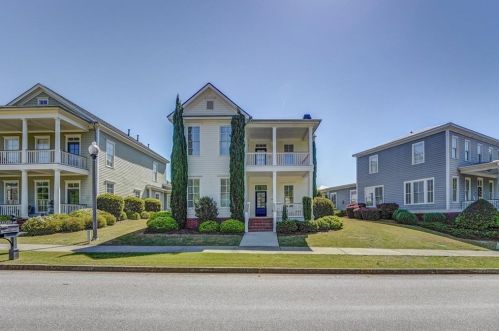 4149 Dorchester Dr, Porterdale, GA 30014-3137
