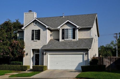 1077 Monticello Cir, Fresno, CA 93720-1887