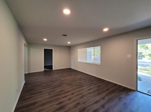 7805 Whitney Dr, Fort Worth TX  76108-2513 exterior