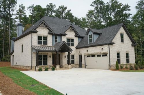 4131 Tuggle Rd, Buford, GA 30519-4046