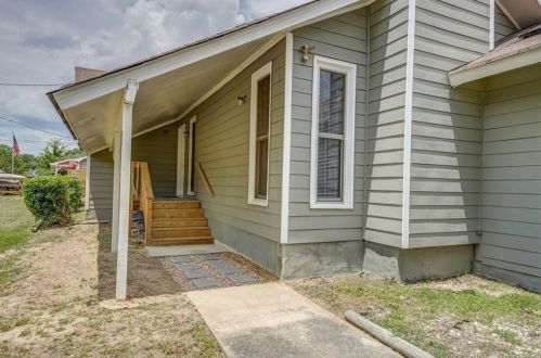 1985 Smyrna Ln, Conyers, GA 30094-5157