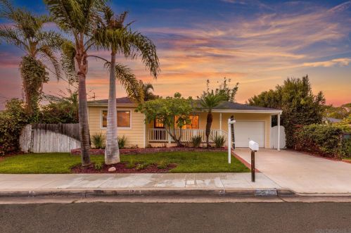 1006 Cassidy St, Oceanside, CA 92054-6007