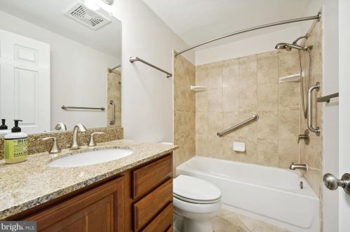 345 Crescendo Way, Silver Spring MD 20901-5020 exterior