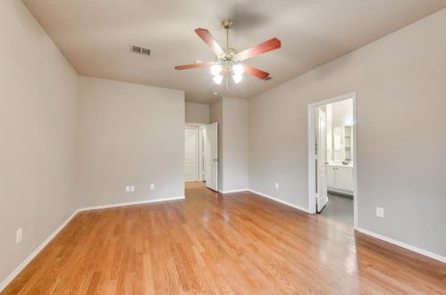 5700 Trinity Ln, Fort Worth TX  76137-5547 exterior