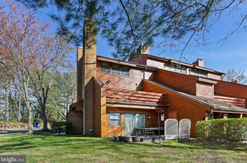 7523 Weather Worn Way, Columbia MD  21046-2498 exterior