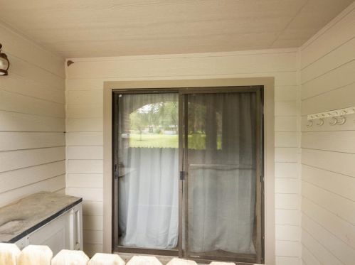 3261 Donnelly Cir, Fort Worth TX  76107-5441 exterior