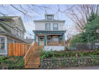 512 17 St, Portland OR  97209-2305 exterior