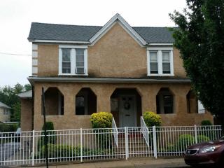 117 Orange St, Bloomfield, NJ 07003-4703