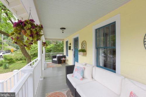 7418 Cedar Ave, Silver Spring, MD 20912-4246