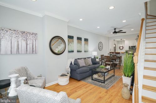 863 Judson St, Philadelphia, PA 19130-1936