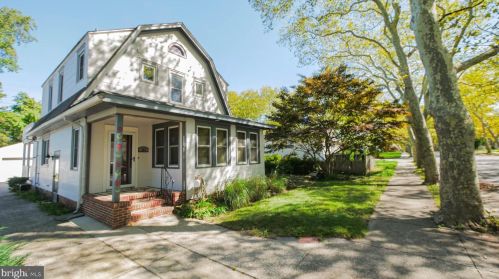 207 Meyran Ave, Somers Point, NJ 08244-2152