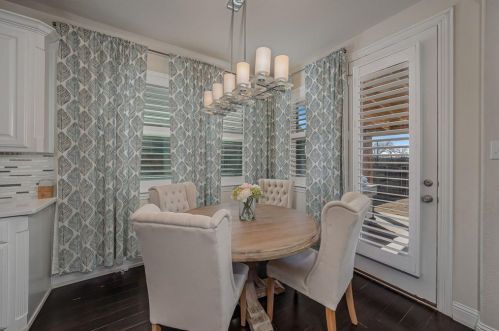 3820 Mustang Ave, Garland TX 75048 exterior