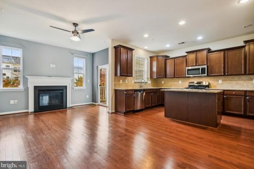 642 Highland Farms Cir, Gambrills MD  21054-1065 exterior