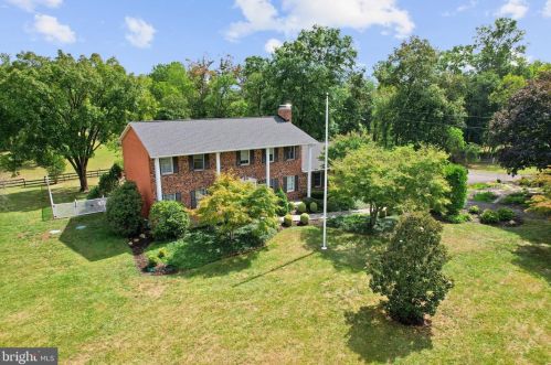 15480 Turnberry Dr, Haymarket, VA 20169-1908