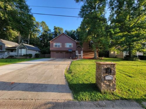 2457 Clintwood Dr, Marietta, GA 30064-4255