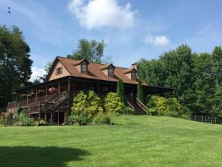 154 Clyde White Rd, Elizabethton, TN 37643-6977