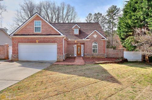 543 Windsong Lake Dr, Commerce, GA 30529-9017