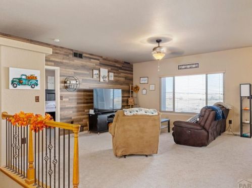 1117 Meadowmoor Dr, Pueblo CO  81007-2020 exterior