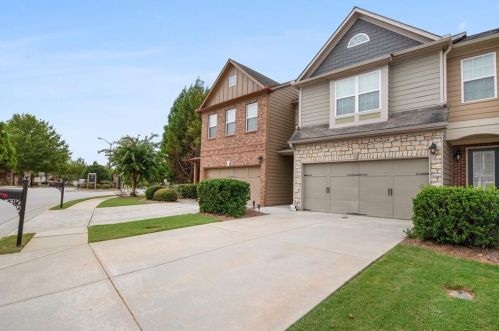 3302 Sardis Bend Dr, Buford, GA 30519-6004