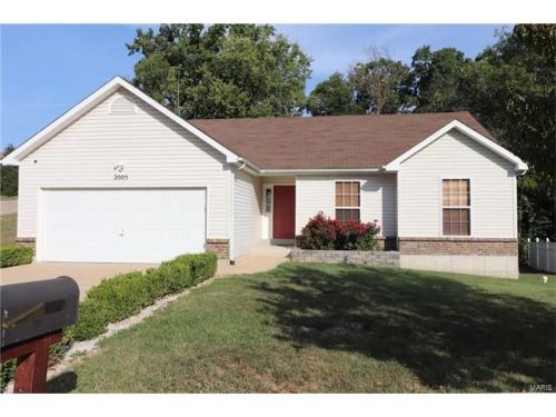 2005 Fairbanks Ln, Festus, MO 63028-2358