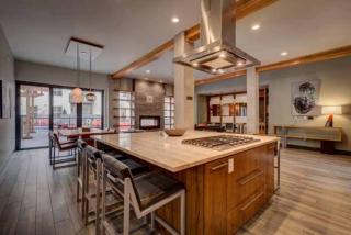 6523 Cherry Dr, Beaverton OR  97124-7269 exterior