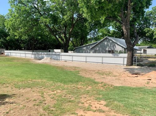 411 Pine St, Nocona TX 76255-1412 exterior