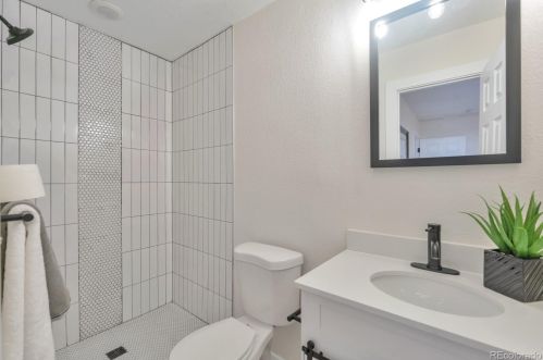 21173 Ida Ave, Denver CO 80015-5000 exterior