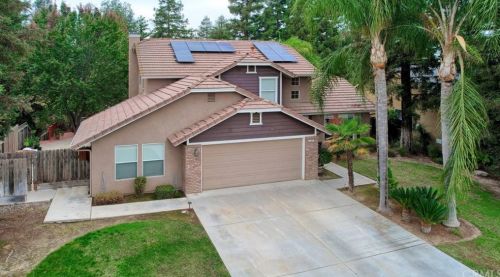 195 Kings Dr, Navelencia, CA 93654-2760