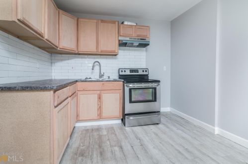257 Rogers St, Mcdonough GA  30253-3505 exterior