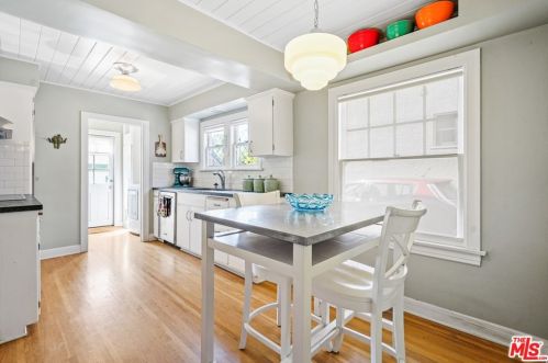 1109 Cedar St, Glendale CA  91207-1728 exterior