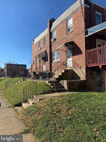1141 Englewood St, Philadelphia, PA 19111-4234