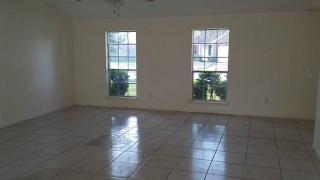 1702 Kriswood Dr, Houston TX  77014-3627 exterior