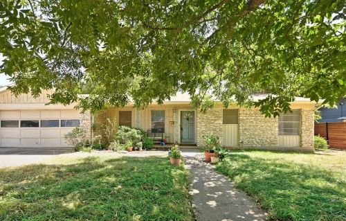 6613 Argentia Rd, Austin, TX 78757-4347