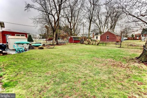 544 D St, Carlisle, PA 17013-1317