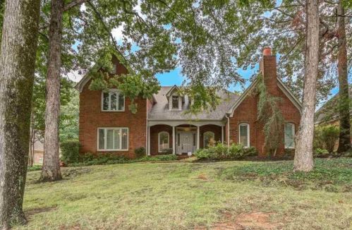 2044 Steeplebrook Dr, Cordova, TN 38016-5075