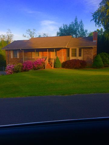 339 Iroquois Ln, Seymour, TN 37865-5065