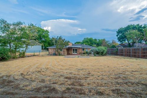 5104 Montrose Dr, Fort Worth TX  76114-2154 exterior