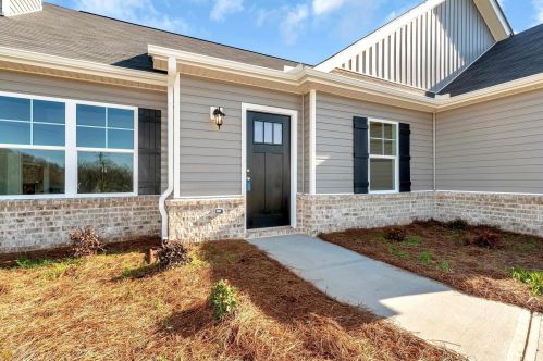 5110 Sandy Cross Rd, Carnesville, GA 30521-4346