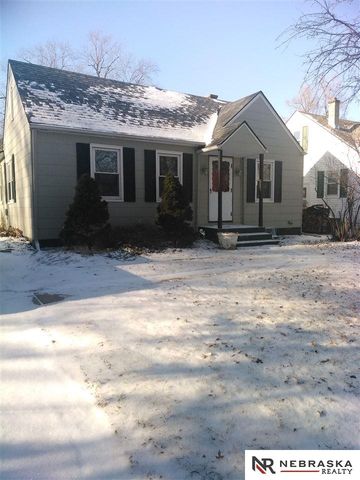 2524 Madison St, Bellevue, NE 68005-5365